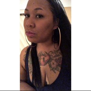 Meet your Posher, Shiyeka